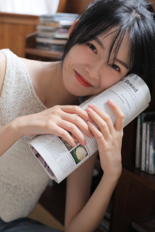 邻居奶水小说